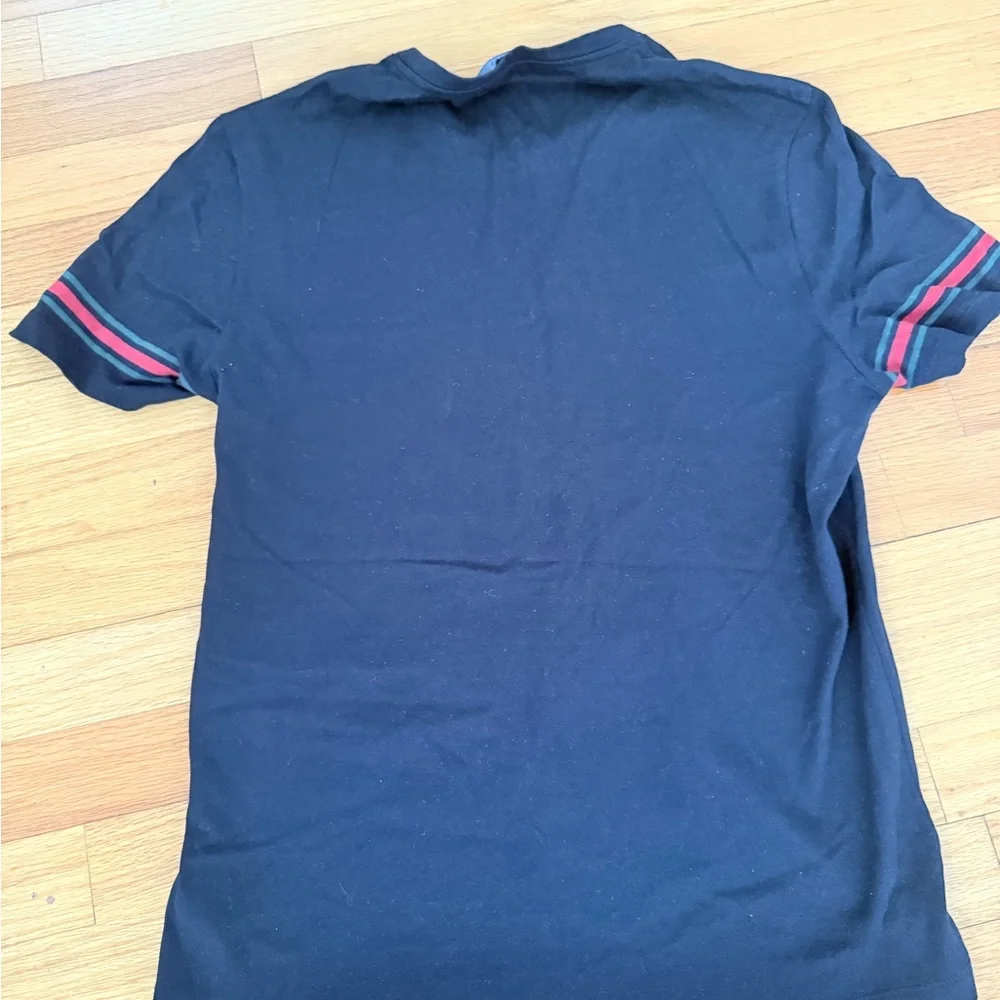 Gucci Black Tee with Red and Green Accents,size medium